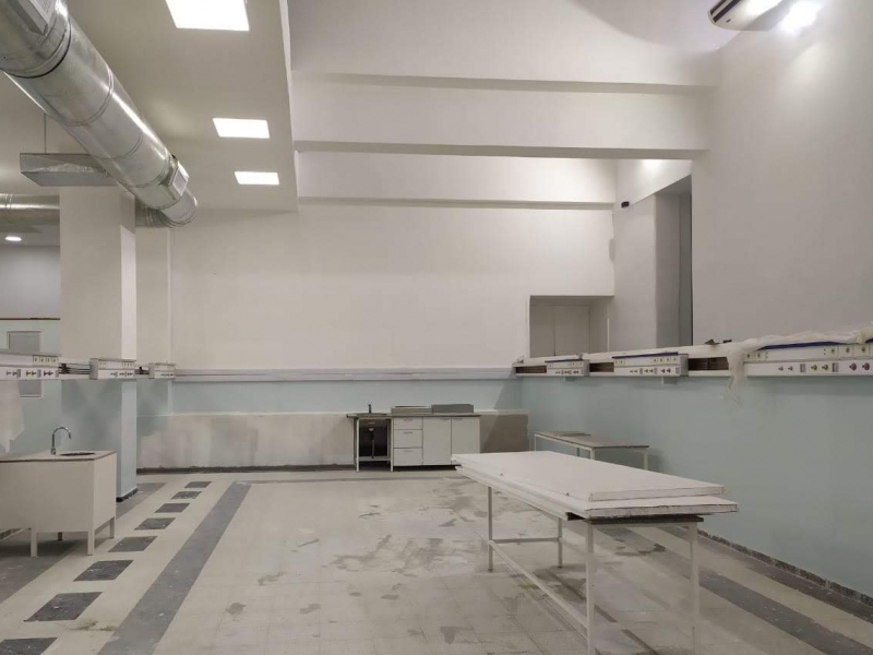 Instalación de paneles poliductos de complejidad en UTI.